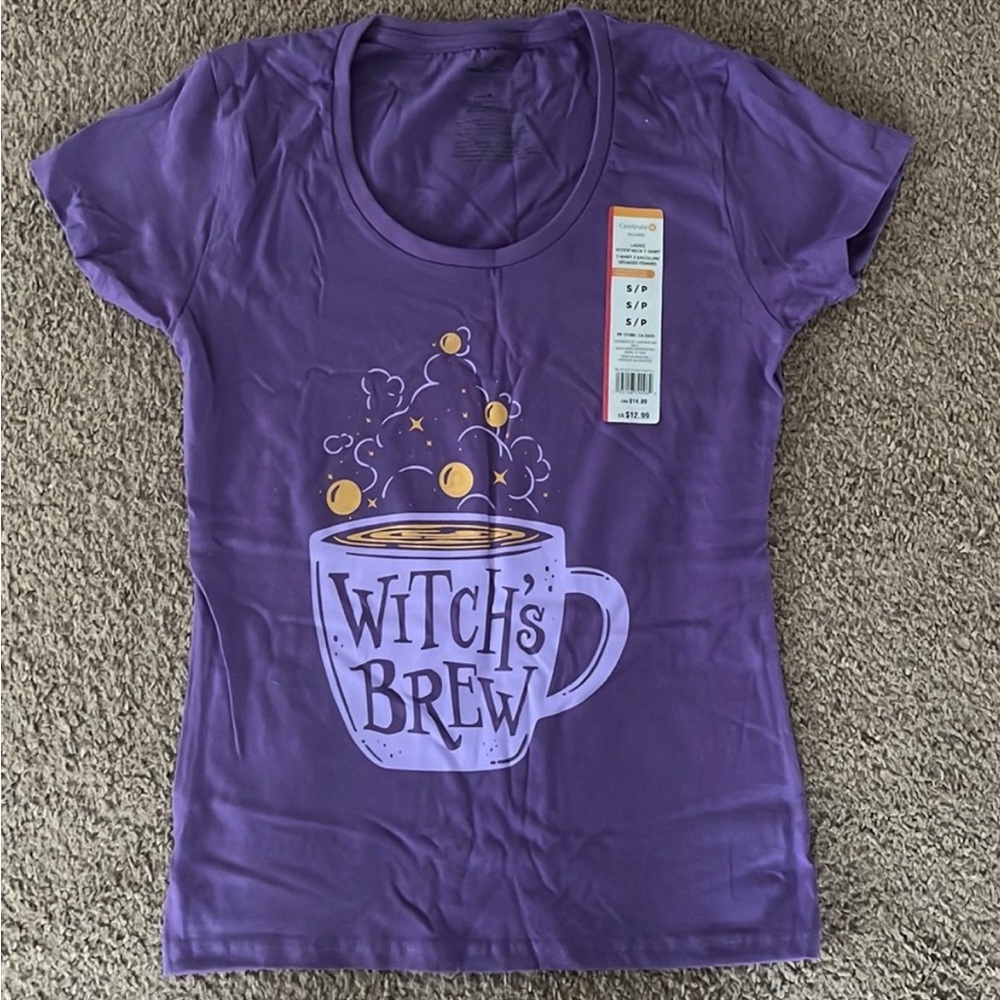NWT Witch’s brew Halloween ladies T-shirt size small